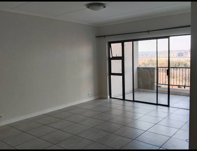 3 BEDROOM APARTMENT TO LET IN WATERFALL